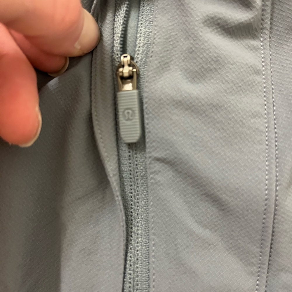 lululemon athletica Light Gray Men’s Jogger Sweatpants - Picture 2 of 9